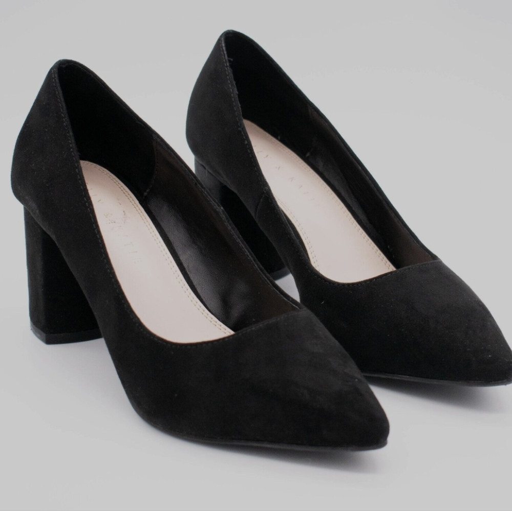 Kelly & Katie classic block heel pumps